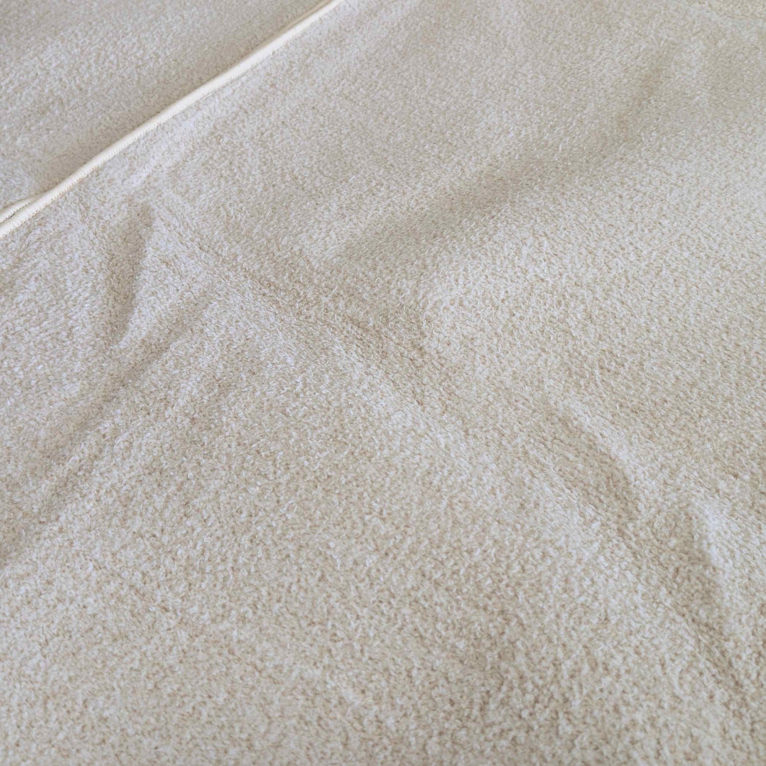 Coody Aurora Octopus premium glamping carpet for air tent interior