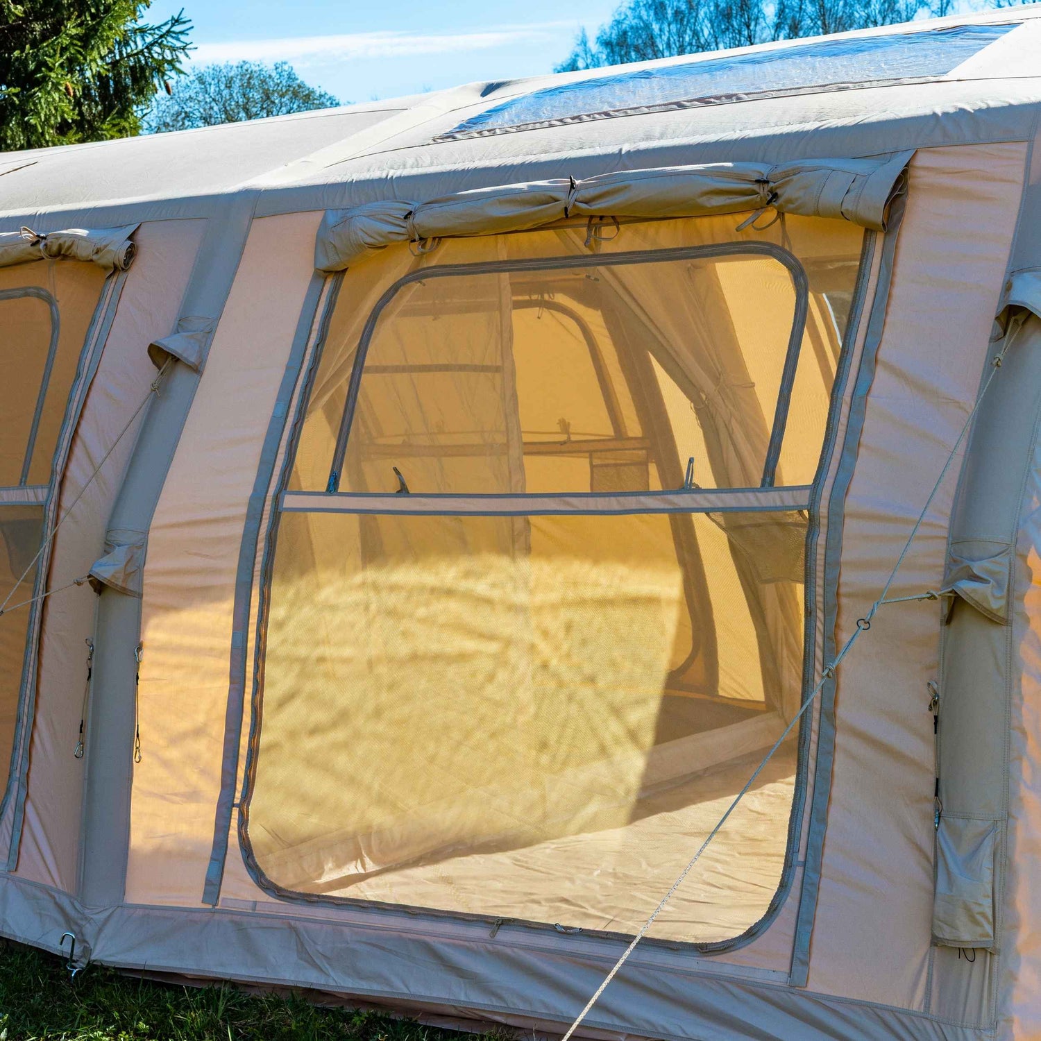 Tienda inflable Coody Familia AirTent 17.2 Pro Beige para acampar (2-10 personas)