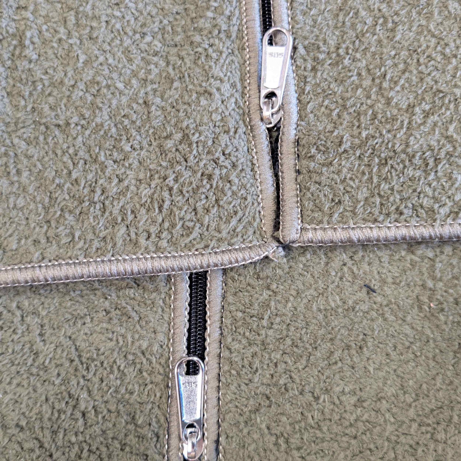 Coody Aurora Dome premium glamping carpet for air tent interior