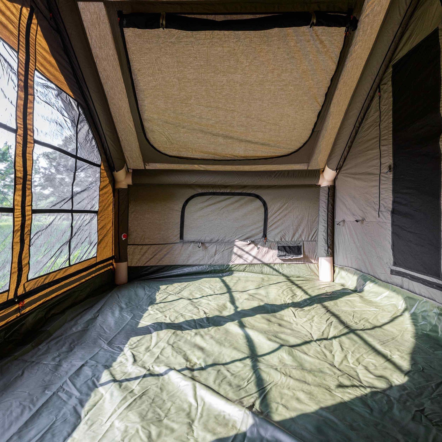 Small inflatable canvas tent for 1-4 person family camping