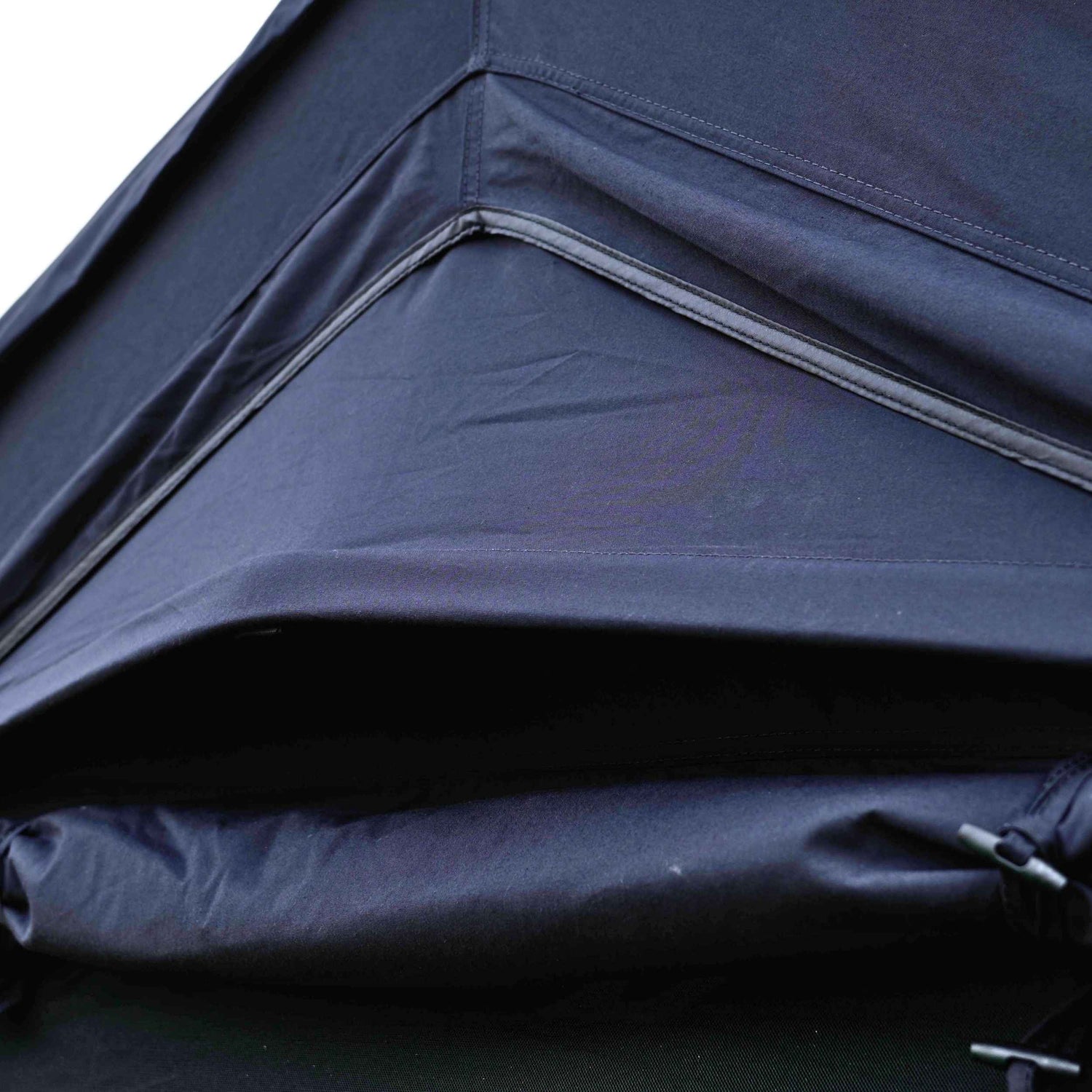Coody 8.0 Black - Inflatable Tent House for Camping 1-4 person