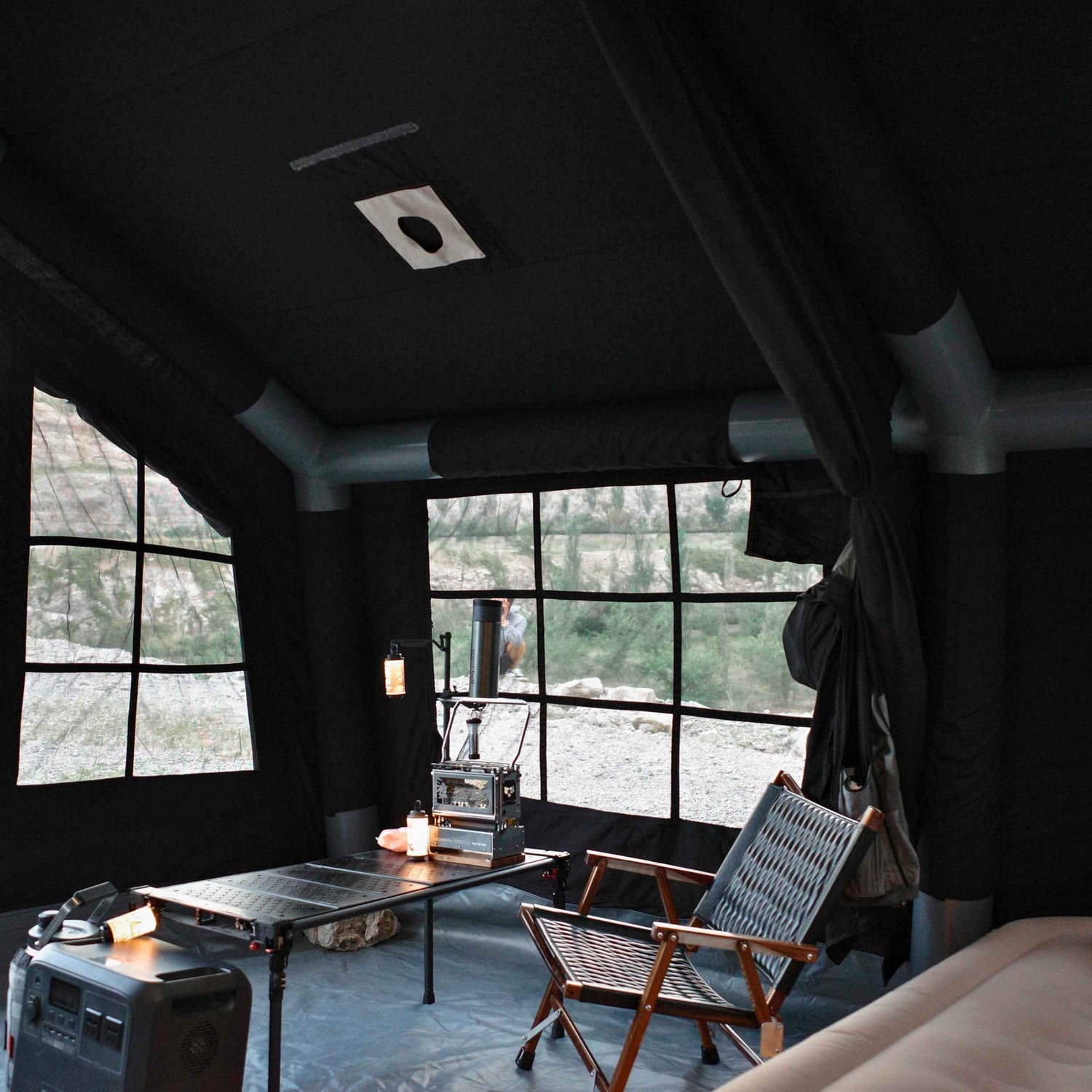 Coody 13.6 Black (2-8 person) + RBM Wood Stove Caminus M - RBM Outdoors