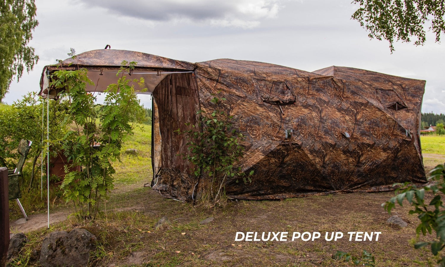 Deluxe pop up tent