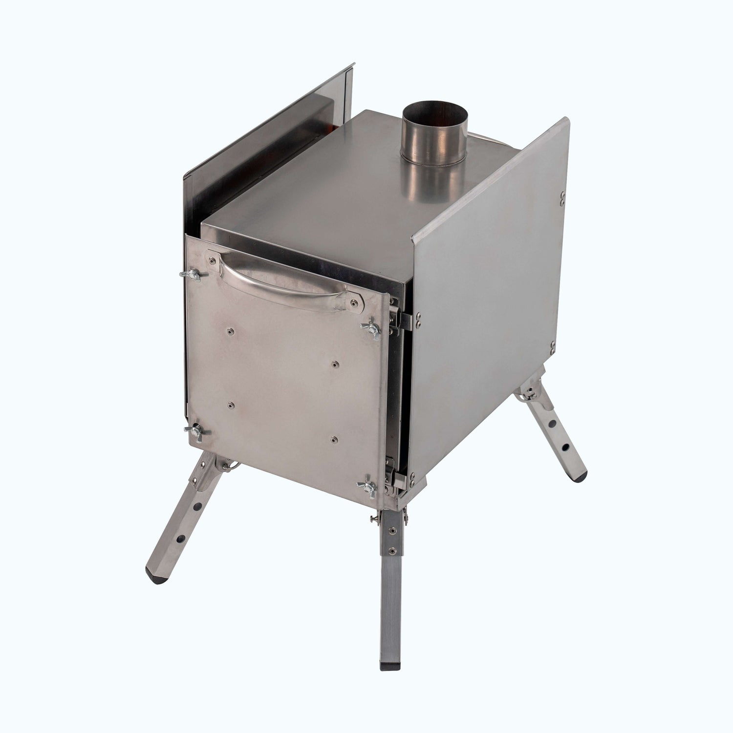 Small Wood Stove With Fire-Resistant Glass 
