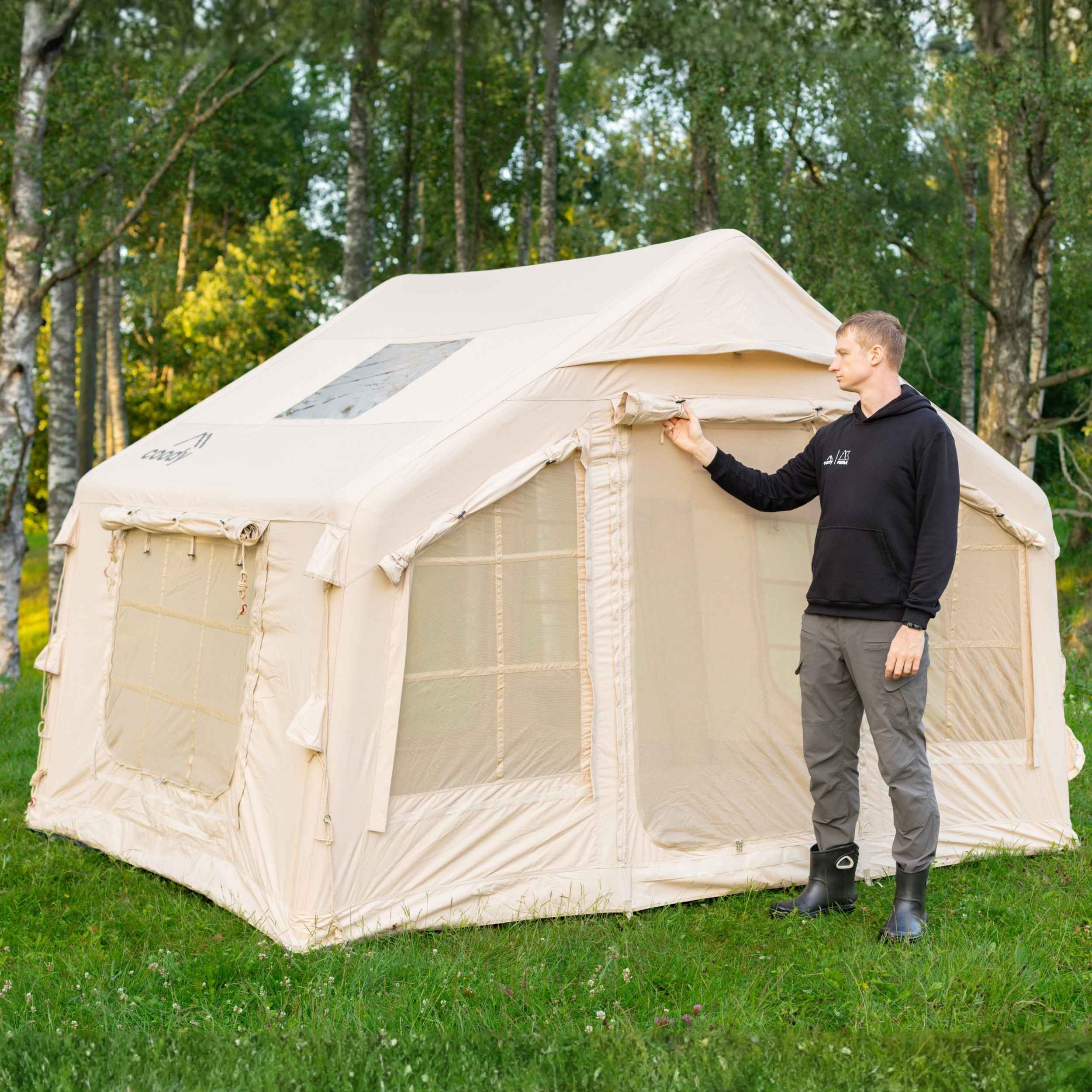 Coody 8.0 Beige Inflatable Tent for Camping (1-4 person) | RBM